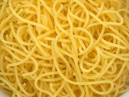 achtergrond van Italiaans ongekookt pasta foto