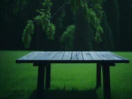 houten tafel en vervagen tropisch groen gras achtergrond, Product Scherm montage. hoog kwaliteit foto 8k fhd ai gegenereerd