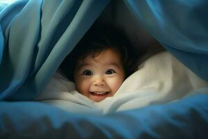 schattig weinig baby onder deken Bij huis. gelukkig kinderjaren concept. ai gegenereerd pro foto