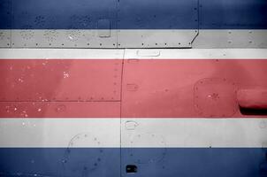 costa rica vlag afgebeeld Aan kant een deel van leger gepantserd helikopter detailopname. leger krachten vliegtuig conceptuele achtergrond foto