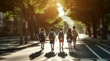 studenten in uniformen en rugzakken kruis de weg Aan hun reis naar school. generatief ai foto