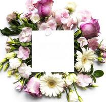 roze bloemen in frame met wit vierkant voor tekst foto