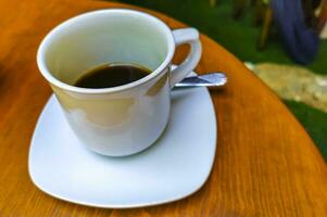 kop van americano zwart koffie in restaurant Mexico. foto
