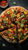 veganistisch pizza. kaasachtig, knapperig, en vegetarisch geladen foto