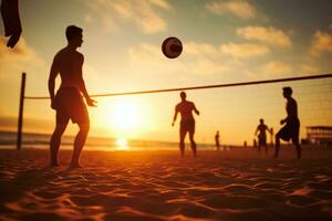 mannetje strand volleybal spelers Speel een volleybal bij elkaar passen Aan de strand foto