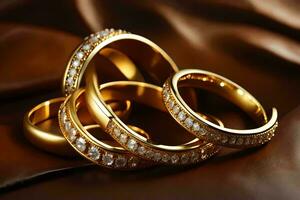 goud bruiloft ringen Aan een leer. ai-gegenereerd foto