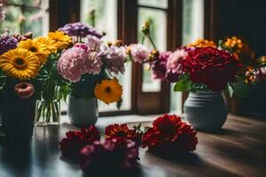 bloemen in vazen Aan een tafel in voorkant van een venster. ai-gegenereerd foto