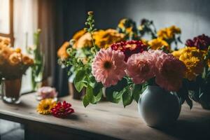 bloemen in vazen Aan een tafel in voorkant van een venster. ai-gegenereerd foto