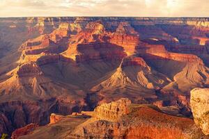 mooi landschap van de groots Ravijn Bij zonsondergang in nationaal park Bij Arizona foto