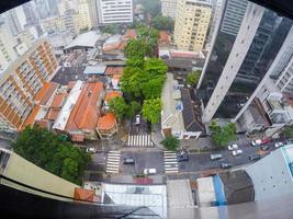 gebouwen in het centrum van Sao Paulo op een regenachtige dag, Brazilië