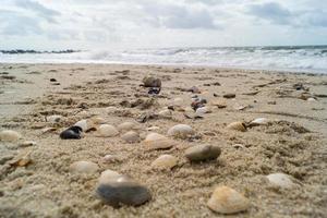 op het strand van blavand ho denemarken foto