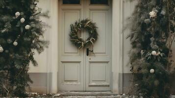 generatief ai, huis voorkant in de winter met Kerstmis decoratie, krans en guirlande. sneeuw knus seizoen foto