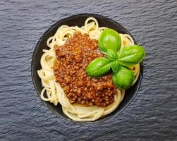 spaghetti bolognese met tomatensaus foto