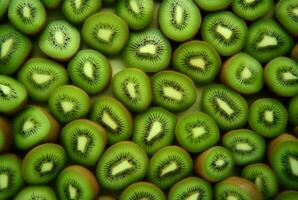 top visie van netjes geregeld kiwi fruit voor achtergrond. generatief ai foto