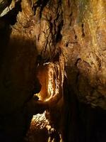 detail van grotten in de serra de mira d'aire, in Portugal foto