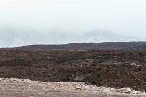 gestold vulkanisch lava stroom van de cumbre vieja vulkaan Aan de eiland van la palma foto