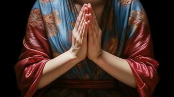 vrouw handen in bidden positie. geloof concept. ai gegenereerd foto