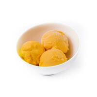 mango ijs room, sorbet in een bord foto