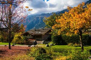 herfst in de Alpen, Italië foto