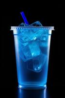 blauw drinken in een plastic kop geïsoleerd Aan een zwart achtergrond. nemen weg drankjes concept. ai gegenereerd foto