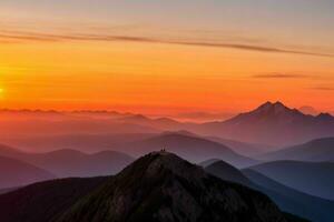 berg silhouetten Bij zonsondergang. ai generatief pro foto