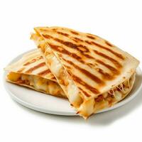 Quesadilla met wit achtergrond hoog kwaliteit ultra foto