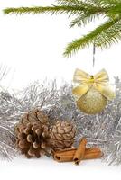 Kerstmis achtergrond met gouden decor bal foto