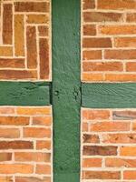 mooie textuur van oude vintage half betimmerde bakstenen muren gevonden in duitsland. foto