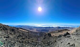 visie van de berg landschap van monteren teide Aan de kanarie eiland van tenerife. foto