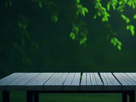 houten tafel en vervagen tropisch groen gras achtergrond, Product Scherm montage. hoog kwaliteit foto 8k fhd ai gegenereerd