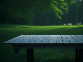 houten tafel en vervagen tropisch groen gras achtergrond, Product Scherm montage. hoog kwaliteit foto 8k fhd ai gegenereerd