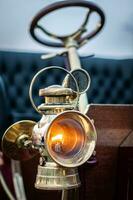 gas- koplamp van vintage, veteraan auto Aan een klassiek auto tonen in helder, oosten- sussex, uk foto