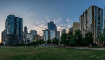 Charlotte North Carolina skyline van romare bearden park foto