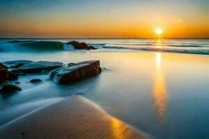 de zon stijgt over- de oceaan en rotsen Bij de strand. ai-gegenereerd foto