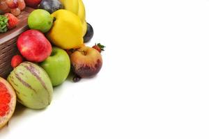 mix van vegetarisch biologisch voedsel fruit foto