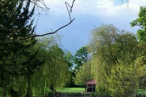 laag hoek visie van afweren museum openbaar park van luton, Engeland uk. beeld gevangen genomen Aan mei 10e, 2023 foto