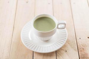 een kopje matcha latte groene thee foto