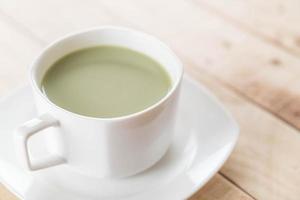 een kopje matcha latte groene thee foto