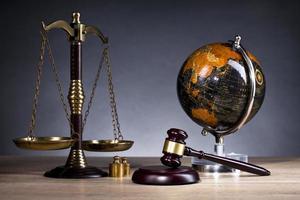 wet en justitie concept, advocatenkantoor of rechtbank items