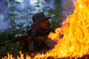 soldaat in actie foto