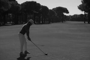 golf speler raken schot foto