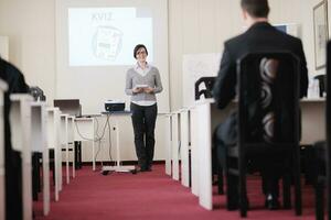 zakenmensengroep op seminar foto