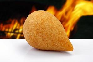 coxinha van kip, braziliaanse snack foto