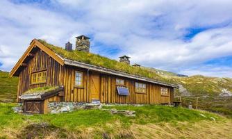 huisje aan het vavatnmeer, hemsedal, noorwegen foto
