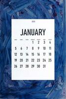 januari 2020 gemakkelijk kalender Aan modieus klassiek blauw kleur foto