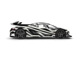 modern uniek supercar met zwart en wit tribal schilderwerk foto