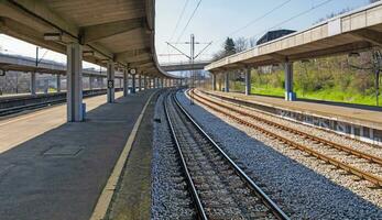 verlaten trein station foto