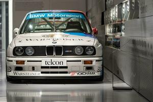 München, Duitsland - aug 27, 2019 - BMW m3 racing versie in München BMW museum foto