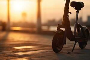 elektrisch scooter Aan de straat, zonsondergang tijd. neurale netwerk ai gegenereerd foto