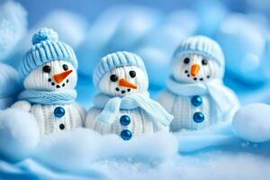 drie sneeuwmannen vervelend hoeden en sjaals. ai-gegenereerd foto